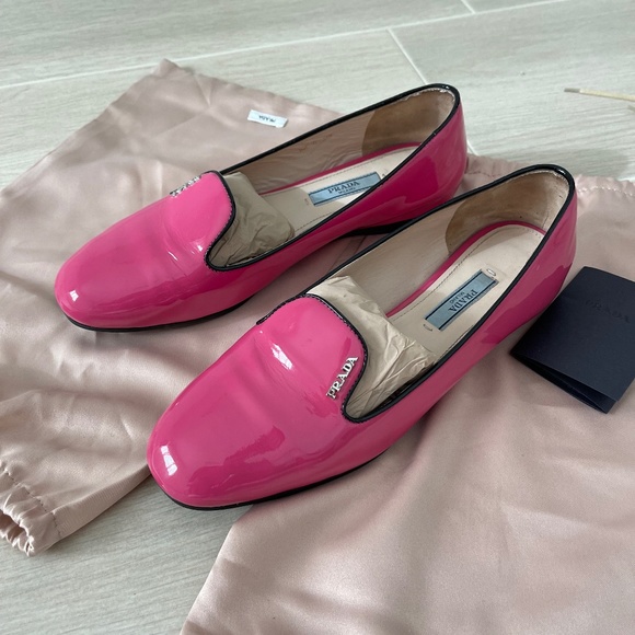 Prada patent flat shoes - Picture 1 of 10
